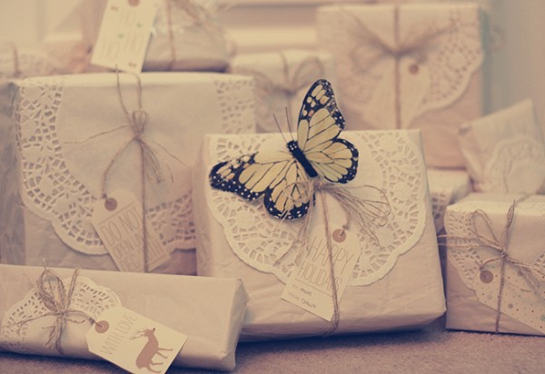 diy-doily-gift-wrap diy-doily-gift-wrap