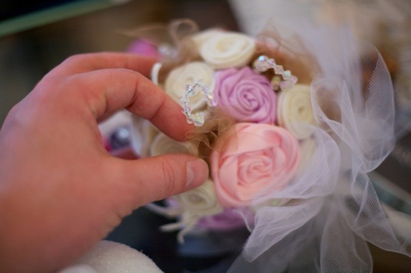 diy-fabric-ribbon-wedding-bouquet diy-fabric-ribbon-wedding-bouquet