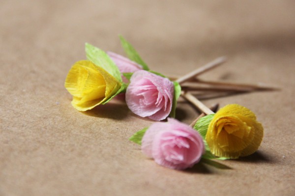 crepe-paper-flowers crepe-paper-flowers
