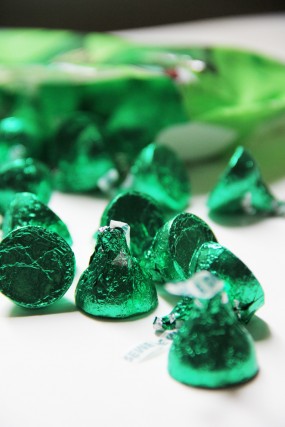 green-hershey-kisses green-hershey-kisses