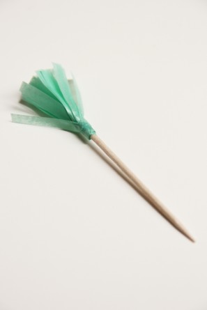 diy-tissue-paper-food-picks
