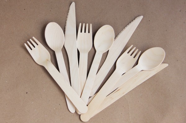 wooden-utensils-from-garnish