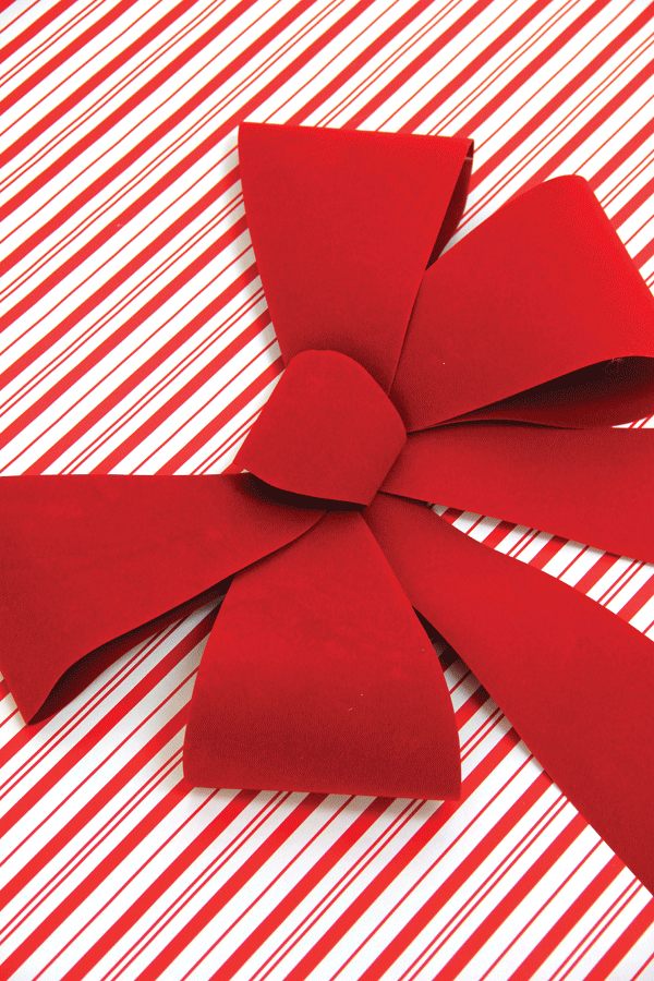DIY-Giant-Christmas-Bow-Tree-Topper DIY-Giant-Christmas-Bow-Tree-Topper