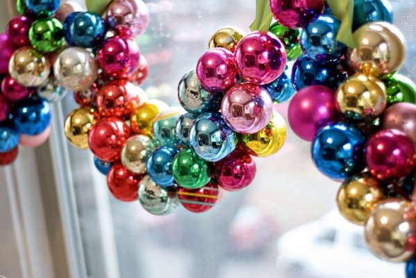 DIY Ornament Garland