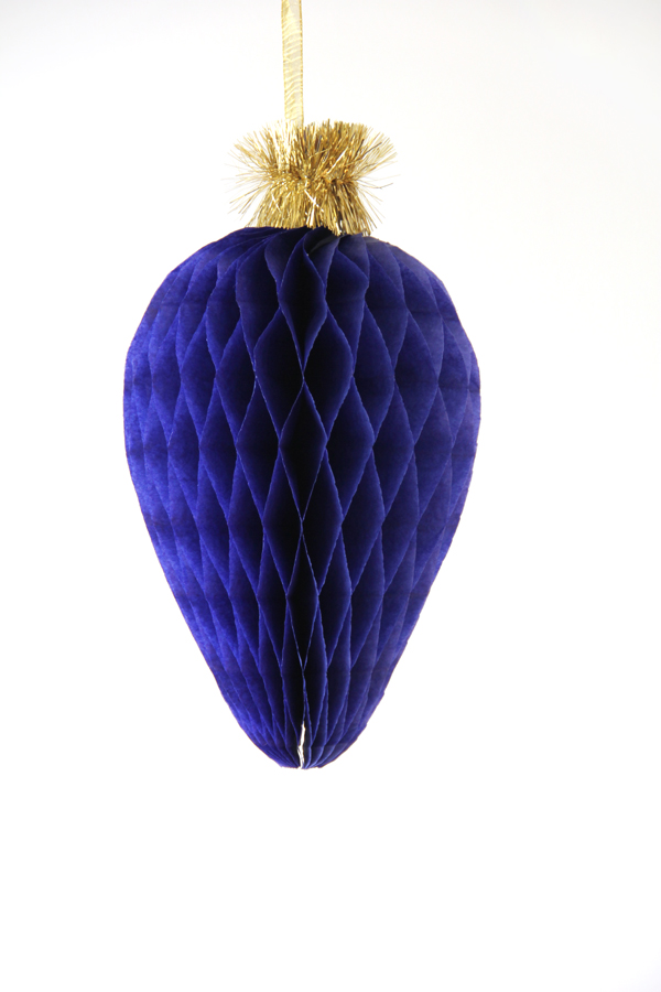 DIY Honeycomb Christmas Bulbs | Studio DIY DIY Honeycomb Christmas Bulbs | Studio DIY