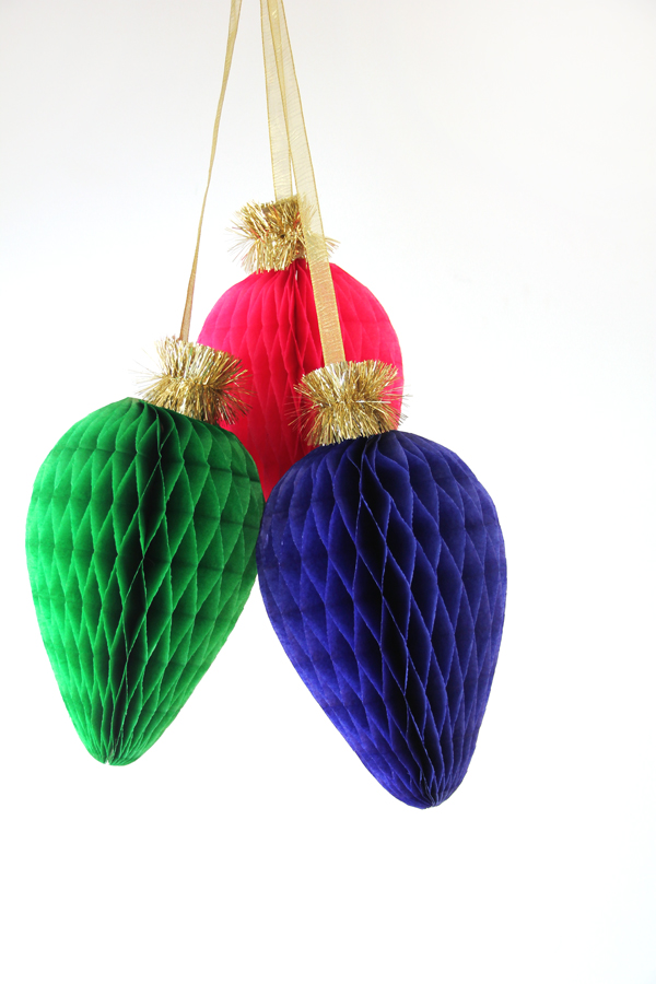 DIY Honeycomb Christmas Bulbs | Studio DIY DIY Honeycomb Christmas Bulbs | Studio DIY