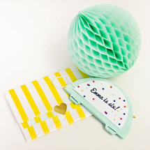DIY Honeycomb Party Invitations
