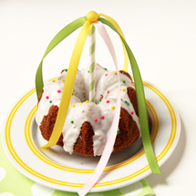 DIY Mini Maypole Cakes