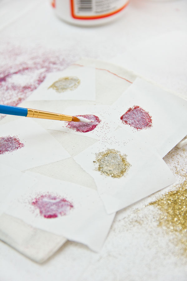 DIY Glitter Heart Valentine's Day Bags
