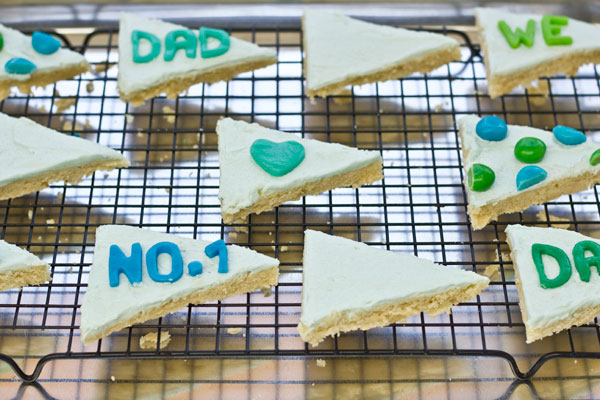 DIY Pennant Flag Cookies Step 5
