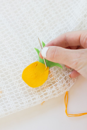 DIY Pineapple Table Runner Step 7