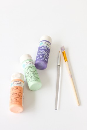 DIY Confetti Dipped Easter Eggs