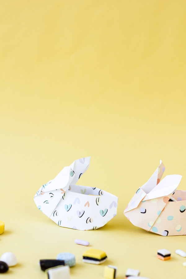DIY Origami Easter Bunny Baskets (Free Printable!) DIY Origami Easter Bunny Baskets (Free Printable!)