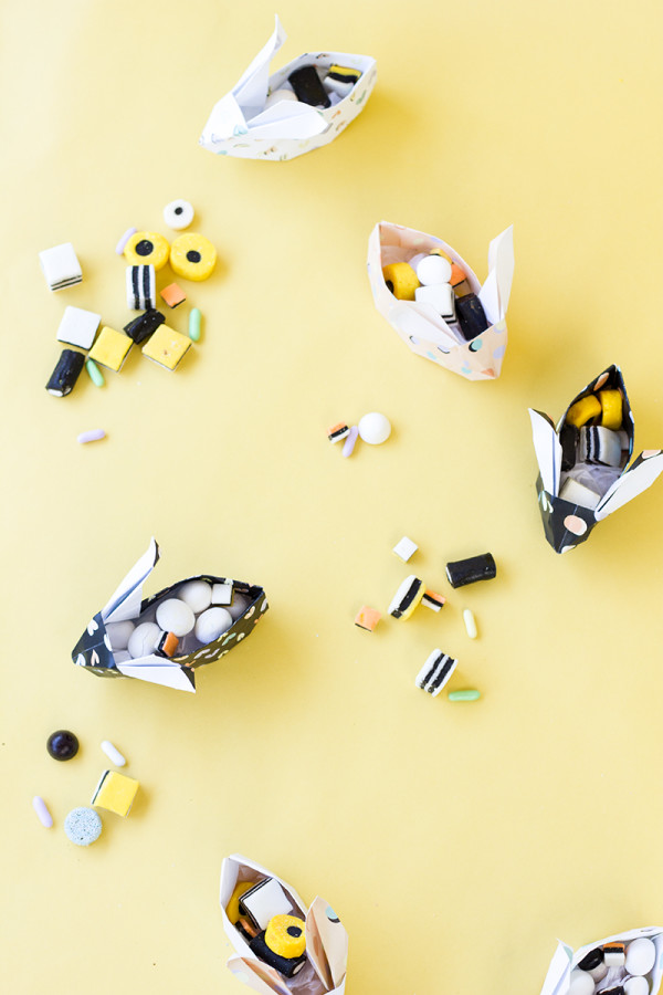DIY Origami Easter Bunny Baskets (Free Printable!) DIY Origami Easter Bunny Baskets (Free Printable!)
