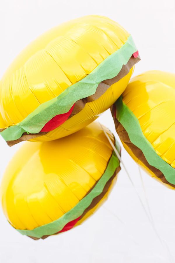DIY Burger Balloons