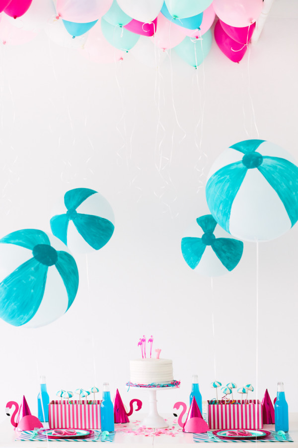 DIY Beach Ball Balloons