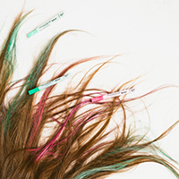 Party Hair: Hair Chalk for Brunettes! (+ A Fishtail Top Knot) DIY-Hair-Chalk-for-Brunettes-11thumb