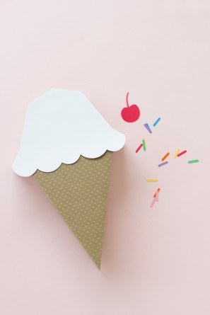 DIY Ice Cream Cone Treat Box