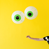 DIY Eyeball Balloons