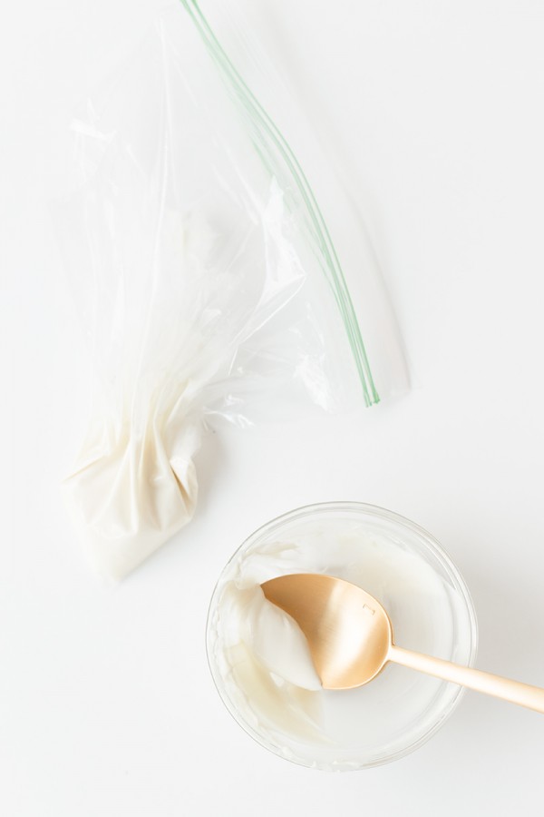 Frosting in a bag