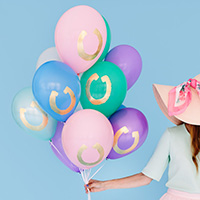 DIY Gold Horseshoe Balloons