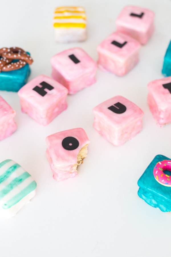 Little cakes