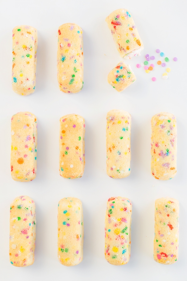 Rainbow twinkies