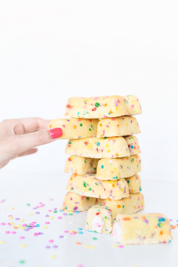 Rainbow twinkies
