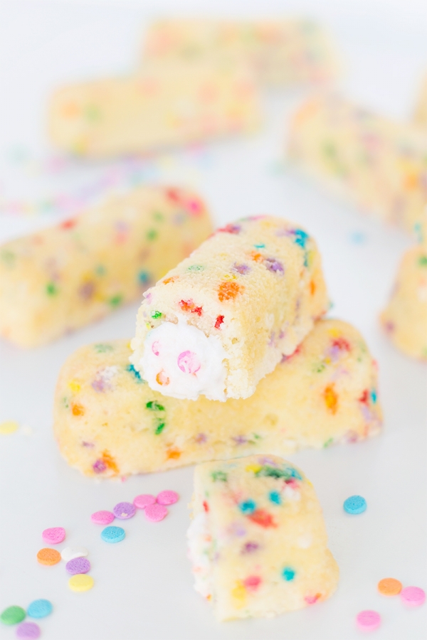 Rainbow twinkies