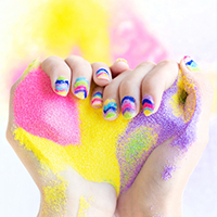 DIY Sand Art Manicure
