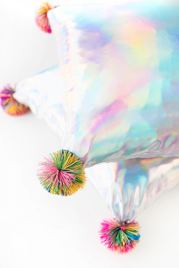 Holographic pillows