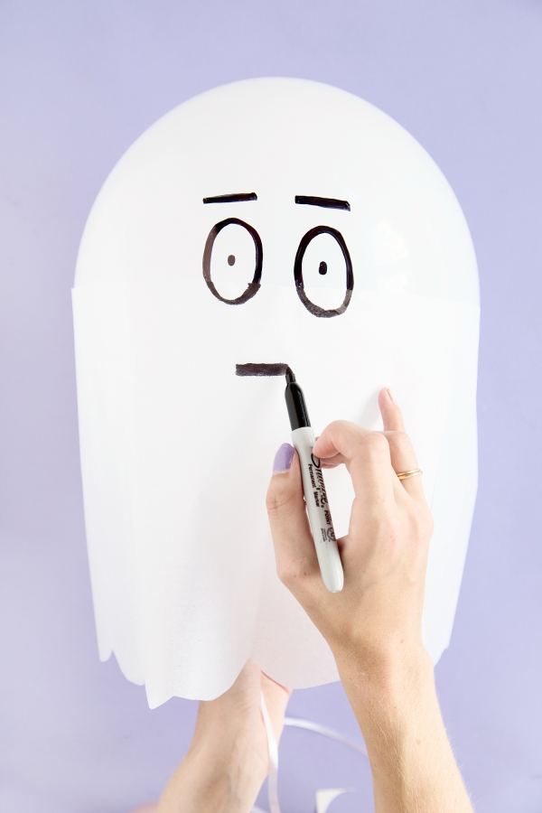 DIY Silly Ghost Balloons | studiodiy.mom
