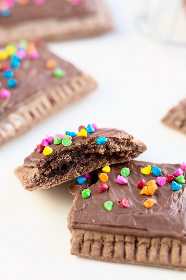 Cosmic brownie pop tarts