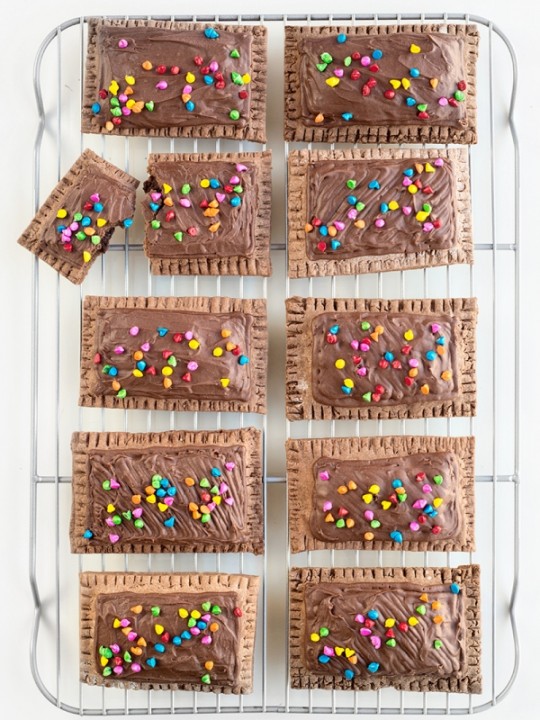 Throwback! | Cosmic Brownie Pop Tarts