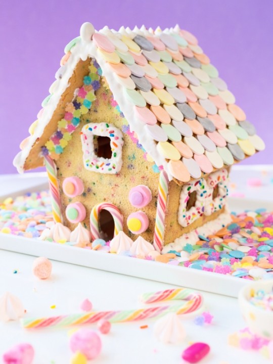 Funfetti-fied! Funfetti Sugar Cookie House