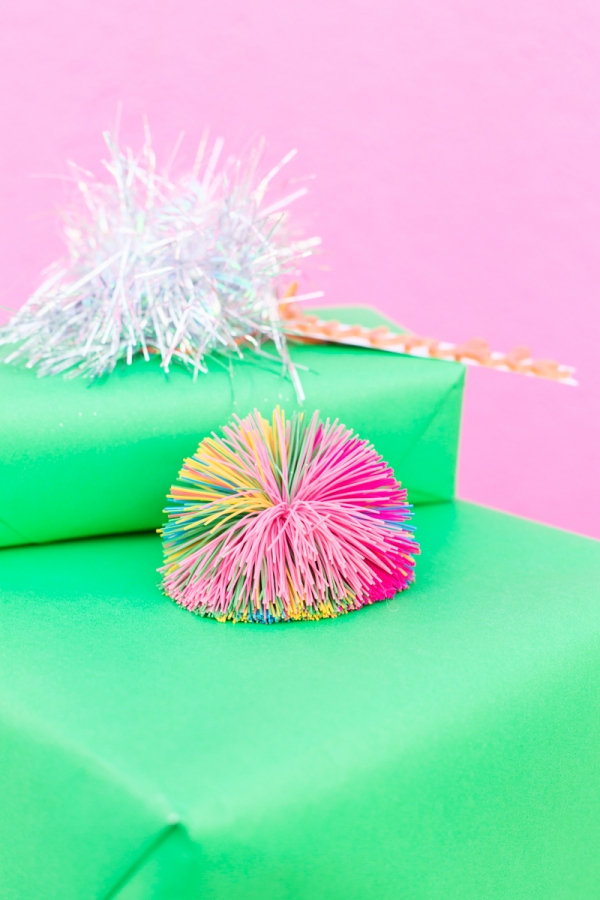 Koosh Ball Gift Topper! | studiodiy.mom
