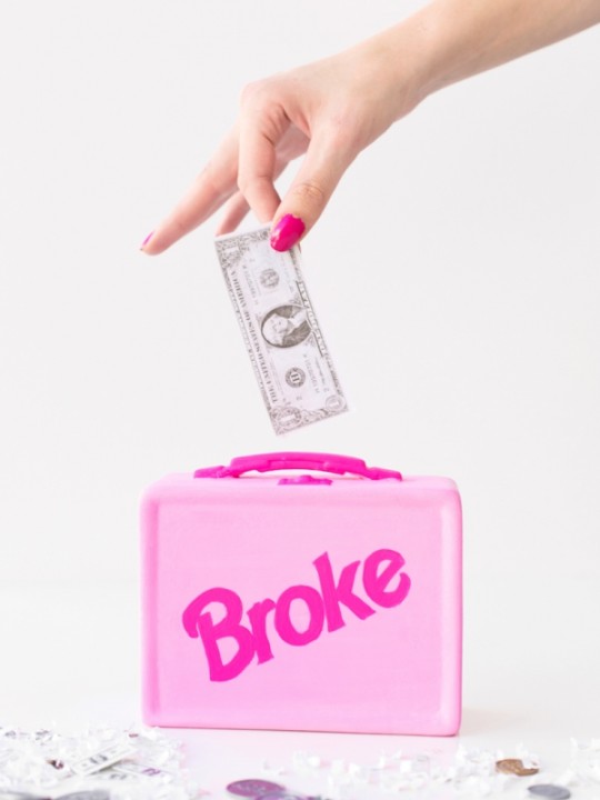 DIY Lunchbox Piggy Bank