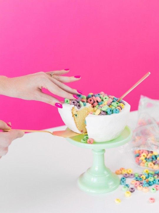 DIY Cereal Bowl Cake