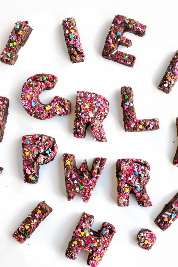 Girl Power Brownies! | studiodiy.mom