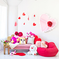 Throwback! | A Galentine’s Day Slumber Party!  (+ Free Printables!!)