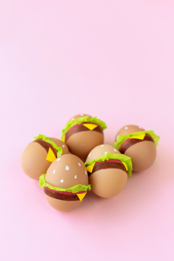 Eggs that look like burgers