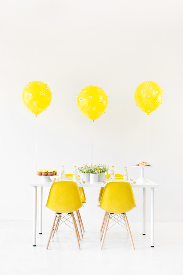 A Mod Daisy Party | studiodiy.mom