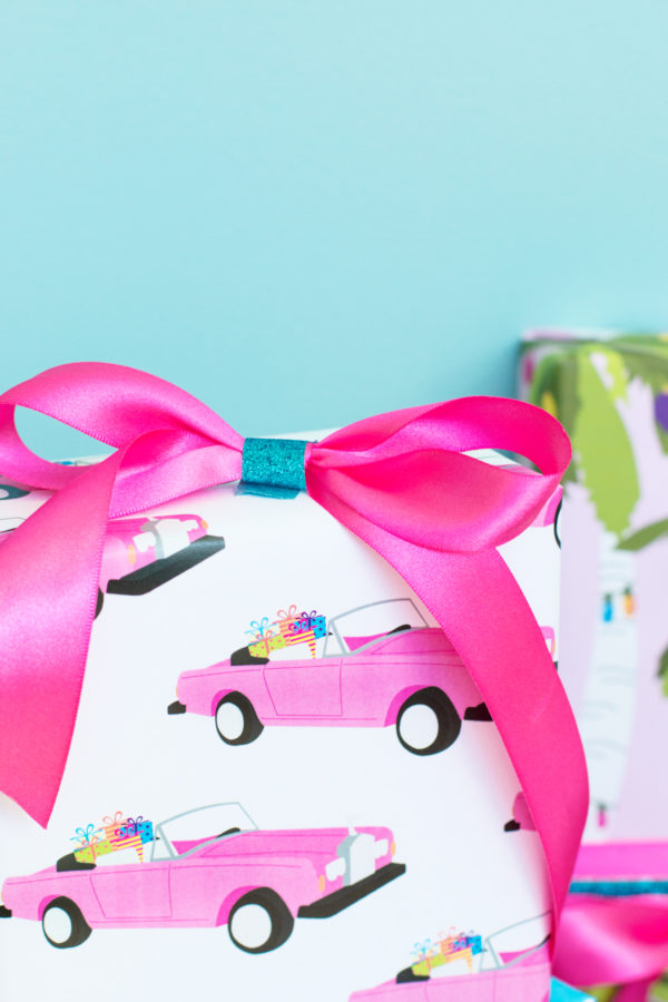 A preset with a bow on it