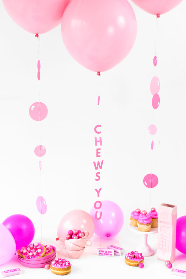 Pink party decorations 