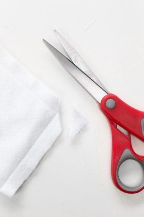 A pair of scissors