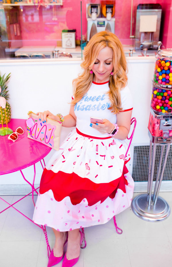 Someone holding a pop-tart clutch
