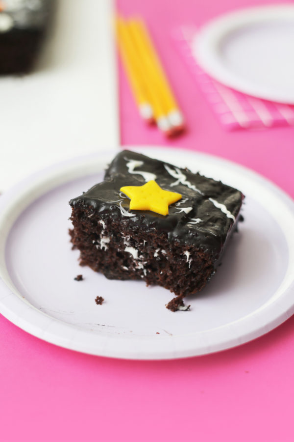 A composition notebook cake