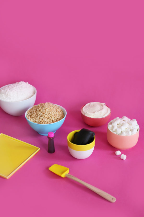 Bowls of food on a table