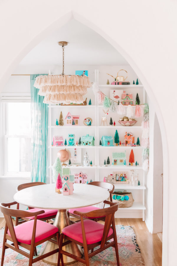 Dining room with shelves