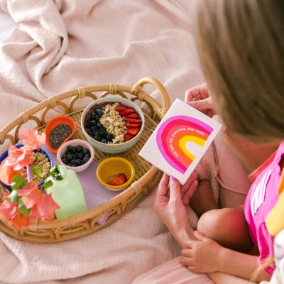 An Easy Mother's Day Breakfast Idea Toddlers Can Make: Our Family's Smoothie Bowl Recipe! Mother's Day Gifts That Toddlers Can Make